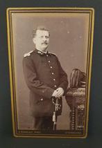 Cabinetfoto Soldaat Militair Sabel Sable St. Niklaas, Collections, Photos & Gravures, Comme neuf, Photo, Envoi, Costume traditionnel