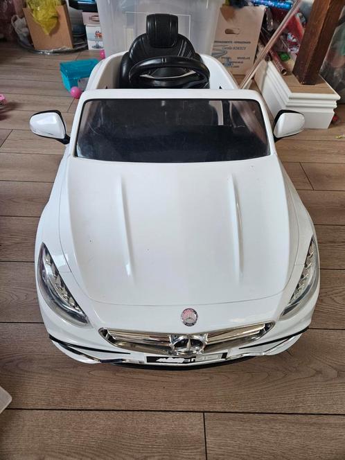 Mercedes amg s63 elektrische auto, Kinderen en Baby's, Speelgoed | Buiten | Accuvoertuigen, Gebruikt, Ophalen