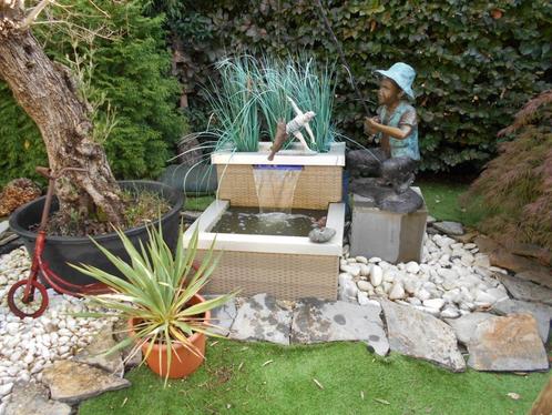 Te koop mooie waterval met ledverlichting en plantenbak, Tuin en Terras, Waterpartijen en Fonteinen, Zo goed als nieuw, Waterval
