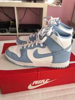 Nike dunks high bleu blanc, Comme neuf, Sneakers et Baskets, Nike, Bleu