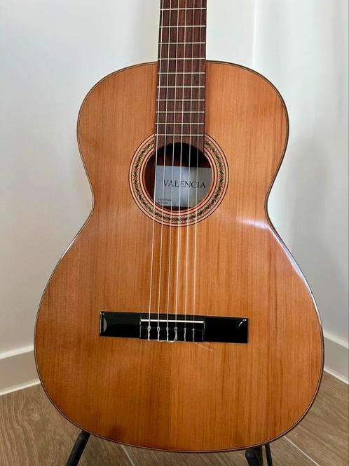 Valencia VT-65 klassieke gitaar ‘80, Muziek en Instrumenten, Snaarinstrumenten | Gitaren | Akoestisch, Zo goed als nieuw, Ophalen