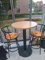 Statafel met twee barkrukken., Ophalen, Gebruikt