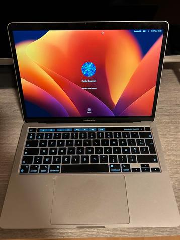MacBook Pro M2 notebook 2022 8gb 256 GB SSD beschikbaar voor biedingen