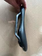 Fabric Line S Pro Flat, Fietsen en Brommers, Ophalen of Verzenden, Zo goed als nieuw, Zadel