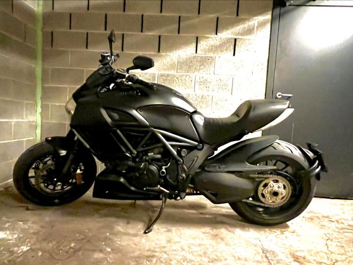 Diavel, Motoren, Motoren | Ducati, Particulier, meer dan 35 kW, Ophalen