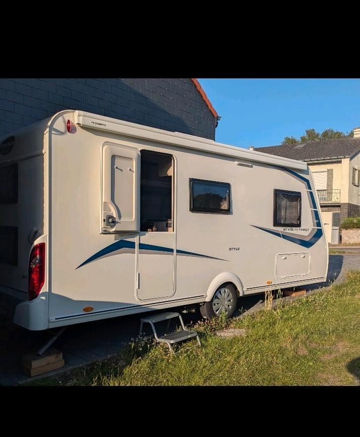 Caravelair Antares 466 family style, Caravans en Kamperen, Caravans, Particulier, Treinzit, Caravelair, Stapelbed, Luifel, Mover