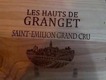 caisses en bois  beschikbaar voor biedingen