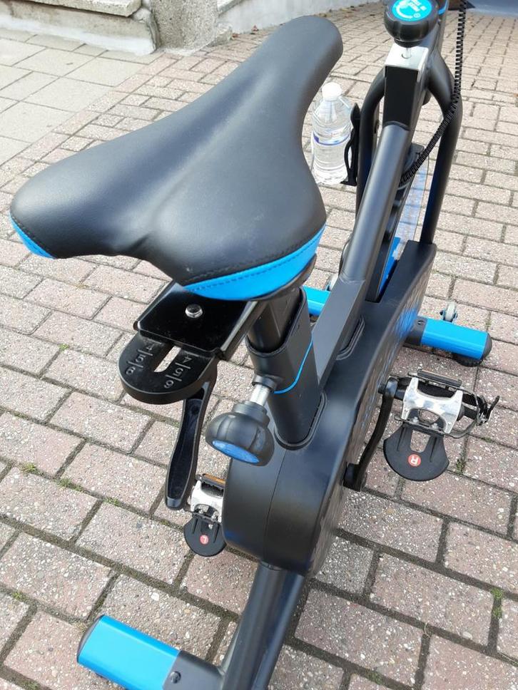 Spinningfiets  ! PRACHTSTAAT, Sport en Fitness, Fitnessapparatuur, Zo goed als nieuw, Spinningfiets, Ophalen
