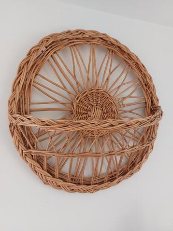 Rotan wandmand