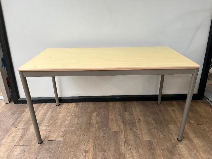 Simpele kantine tafel (70x140), Huis en Inrichting, Tafelkleden, Ophalen of Verzenden