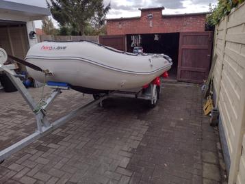 Honwave rubberboot met motor en trailer