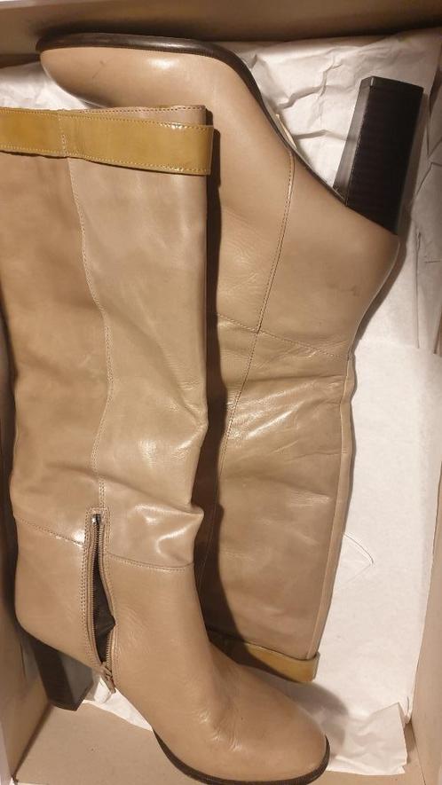 Mooie laarzen Linea Loresi, maat 39 - NIEUW, Vêtements | Femmes, Chaussures, Neuf, Bottes hautes, Beige, Enlèvement ou Envoi