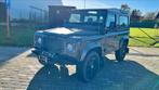 Land Rover Defender TD5 Lichtevracht te koop, Auto's, Stof, Zwart, Radio, Vierwielaandrijving