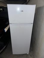 Koelkast fridge, Elektronische apparatuur, Koelkasten en IJskasten, 150 tot 200 liter, Met aparte vriezer, Ophalen of Verzenden