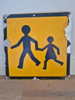 Verkeersbord overstekende kinderen, Ophalen