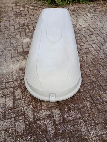 Dakkoffer 500 liter beschikbaar voor biedingen