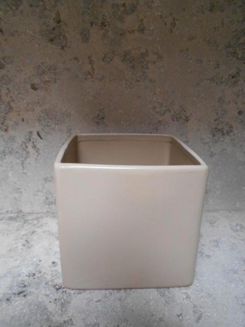 Mooie bloempotten / 3 voor 5 €, Tuin en Terras, Bloempotten, Zo goed als nieuw, Ophalen