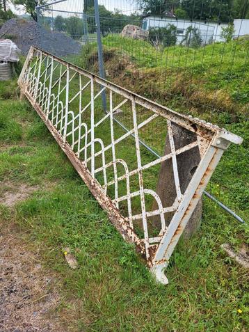 Ancienne  barrière.  beschikbaar voor biedingen