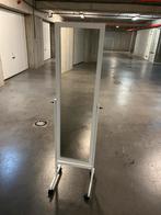 Spiegel op wieltjes, Ophalen, Zo goed als nieuw