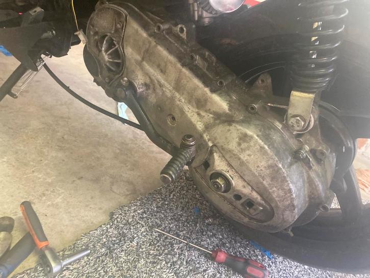 Zip 2t 125cc b klasse met dd,dg blok, Fietsen en Brommers, Scooters | Piaggio, Gebruikt, Zip, Klasse B (45 km/u), Tweetakt, Ophalen of Verzenden