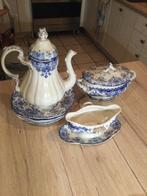 Service Boch Dordrecht bleu et blanc soupière saucière as ça