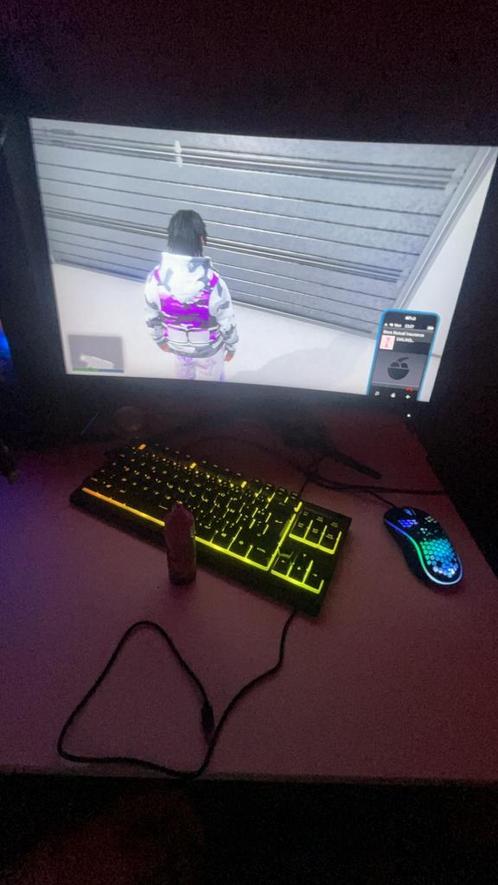 volledige gaming setup tekoop, Computers en Software, Desktop Pc's, Zo goed als nieuw, Gaming, Ophalen