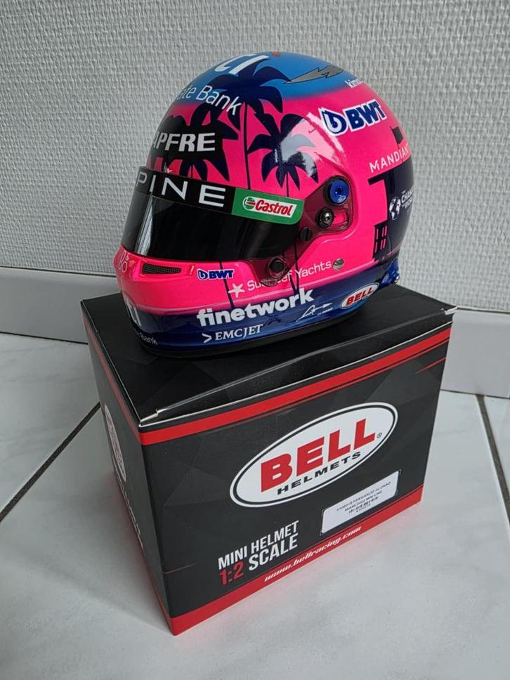 1/2 F1 helm Fernando Alonso Miami 2022 * NIEUW *, Verzamelen, Automerken, Motoren en Formule 1, Nieuw, Formule 1, Ophalen of Verzenden