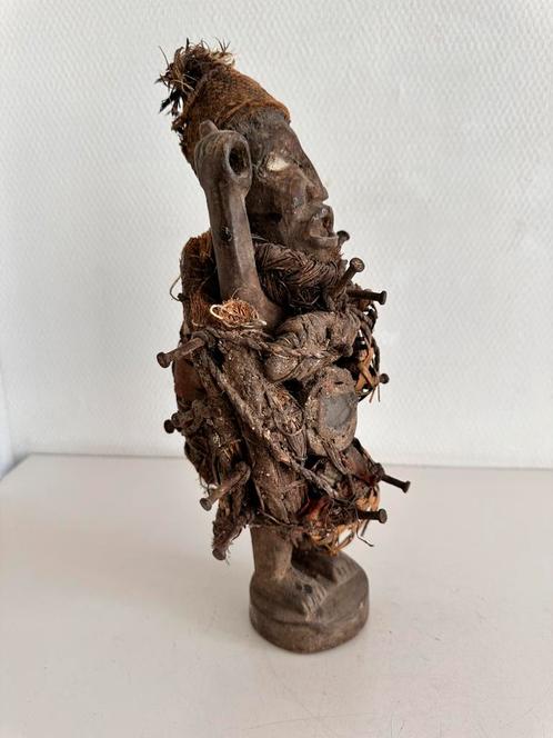 Bakongo Nkisi fetisj krachtbeeld huisaltaar van Antropoloog, Antiek en Kunst, Kunst | Niet-Westerse kunst, Verzenden