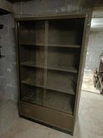 Zware metalen vitrinekast, Huis en Inrichting, Kasten | Vitrinekasten, Ophalen, Zo goed als nieuw