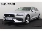 Volvo V60 B4 MOMENTUM GEARTRONIC - LEDER - LED - KEYLESS EN, Auto's, Volvo, 197 pk, 145 kW, 5 deurs, 145 g/km