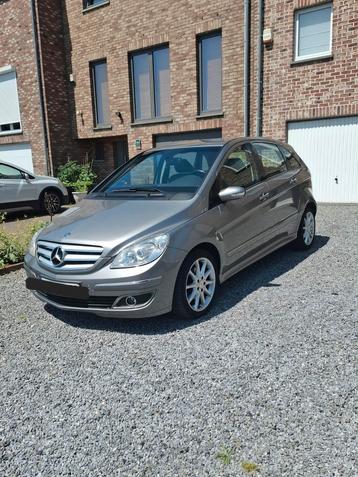 B klasse bj 2008 181.000km in zeer nette staat beschikbaar voor biedingen