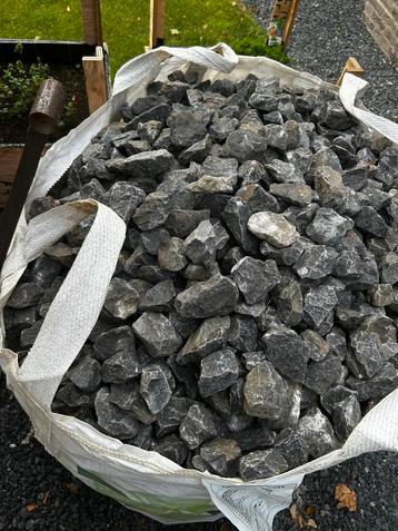 Breuksteen Belgisch Blauw 40/60 beschikbaar voor biedingen