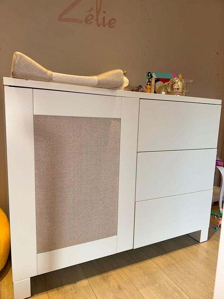 Commode voor baby's - 3 laden + 1 deur - Roze, Kinderen en Baby's, Kinderkamer | Commodes en Kasten, Zo goed als nieuw, Commode