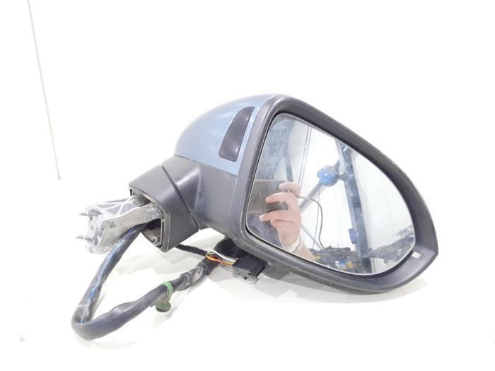 Buitenspiegel rechts van een Volkswagen Passat, Auto-onderdelen, Spiegels, Volkswagen, Gebruikt, 3 maanden garantie, Ophalen of Verzenden