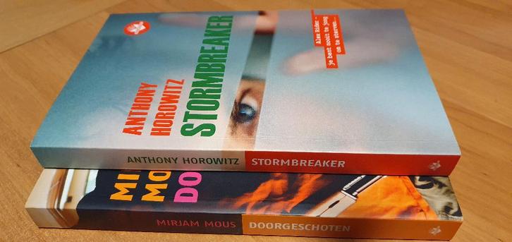 2x Boektoppers: boeken 12+ Horowitz + Mirjam Mous, Boeken, Kinderboeken | Jeugd | 13 jaar en ouder, Nieuw, Ophalen of Verzenden