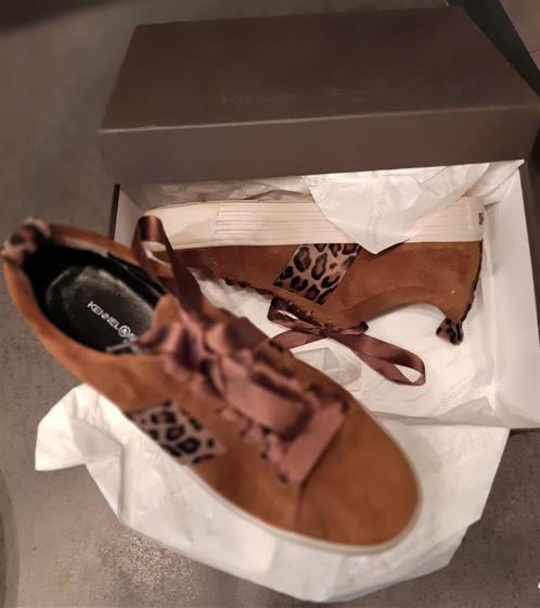 Te koop: Zo goed als nieuw!! Mooie bruine daim schoenen, 40., Kleding | Dames, Schoenen, Zo goed als nieuw, Wandelschoenen, Bruin