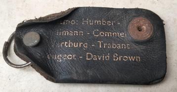 porte clefs hillmann wartburg trabant peugeot david brown beschikbaar voor biedingen