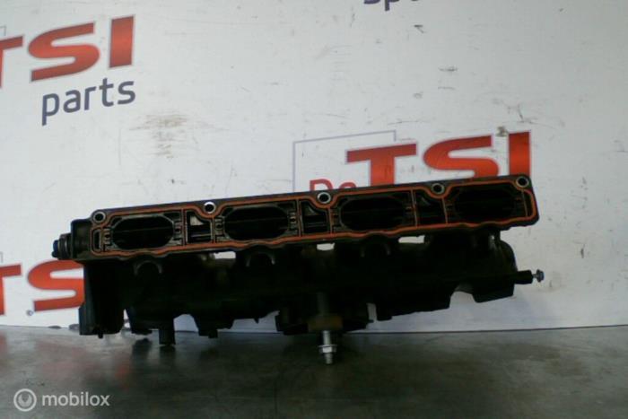 Inlaatspruitstuk van een Volkswagen Golf, Auto-onderdelen, Motor en Toebehoren, Volkswagen, Gebruikt, 3 maanden garantie, Ophalen of Verzenden