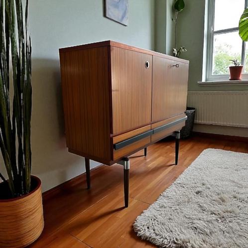 Vintage halfhoge kast / barkast, Kinderen en Baby's, Kinderkamer | Commodes en Kasten, Kast, Ophalen of Verzenden