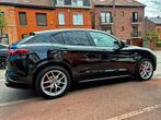 alfa romeo stelvio, Automaat, 4 cilinders, Zwart, Leder