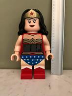 Lego - Super Heroes - Wonder Woman - réveil - 23 cm, Comme neuf, Lego, Enlèvement ou Envoi