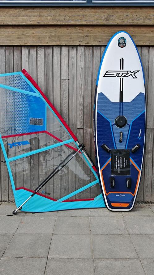 Complete inflatable windsurfset - V.a €925, Watersport en Boten, Windsurfen, Nieuw, Complete set, 250 tot 300 cm, Met vin(nen)