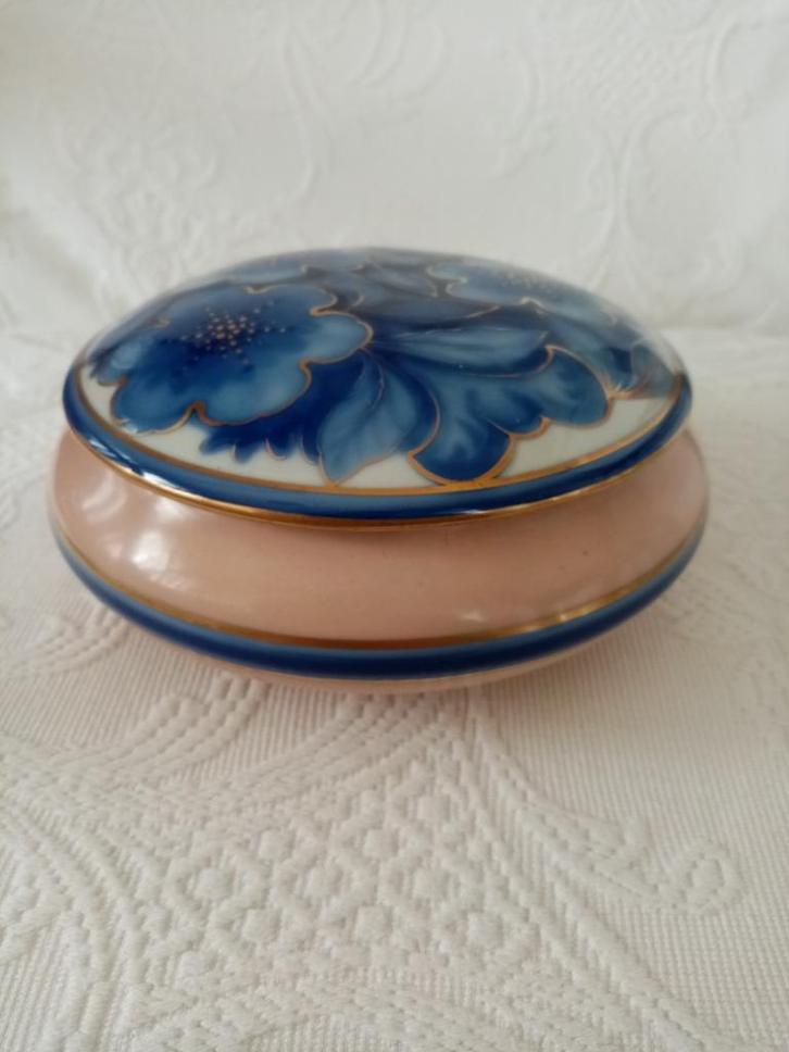 Boite à bijoux porcelaine/Limoges  by Camille Tharaud 1935s, Antiek en Kunst, Antiek | Overige Antiek, Ophalen of Verzenden