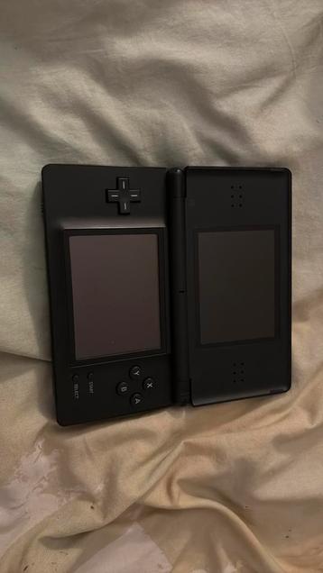 Nintendo ds lite met doos en alles beschikbaar voor biedingen