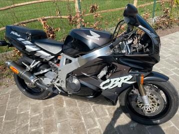 Honda cbr900rr eerste generatie bwj 1992 beschikbaar voor biedingen