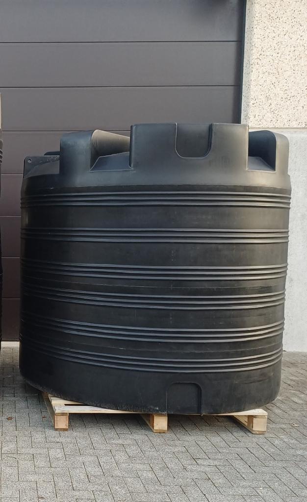 Citernes d'eau de pluie à enterrer de 3, 5 et 8000 litres, Tuin en Terras, Regentonnen, Nieuw, Kunststof, 150 liter of meer, Ophalen of Verzenden