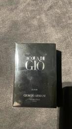 Giorgio armani elexir, Enlèvement