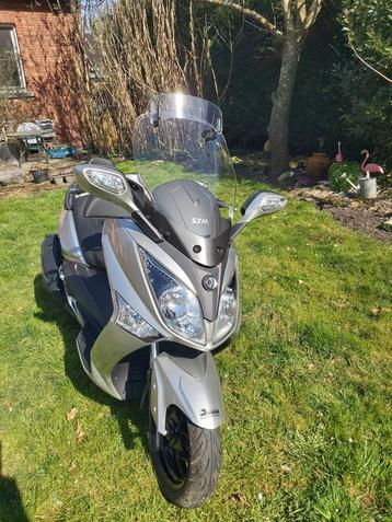SYM Joymax 250i met slechts 1836 km beschikbaar voor biedingen