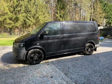 VW TRANSPORTER T5 6 VIT 140 PK, Auto's, Bestelwagens en Lichte vracht, Euro 5, Volkswagen, Particulier, 140 kW
