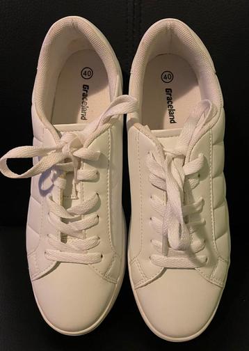 Graceland Witte sneakers model 40 Nieuwstaat  beschikbaar voor biedingen